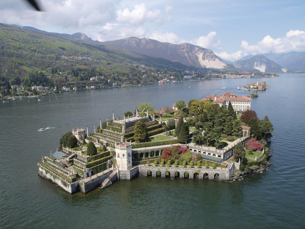 Via De Vit Stresa
